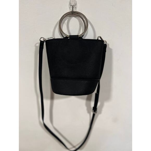 Steve Madden Minimalist Cross body Bucket Bag - Picture 8 of 9